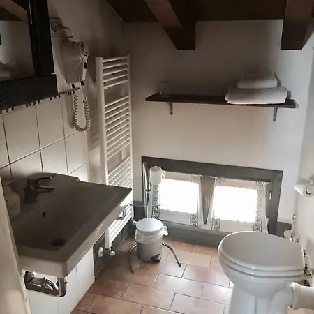 Fondo Giardinetto Gasthof San Cesario Sul Panaro
